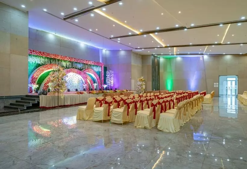 Hylife Hotel And Convention