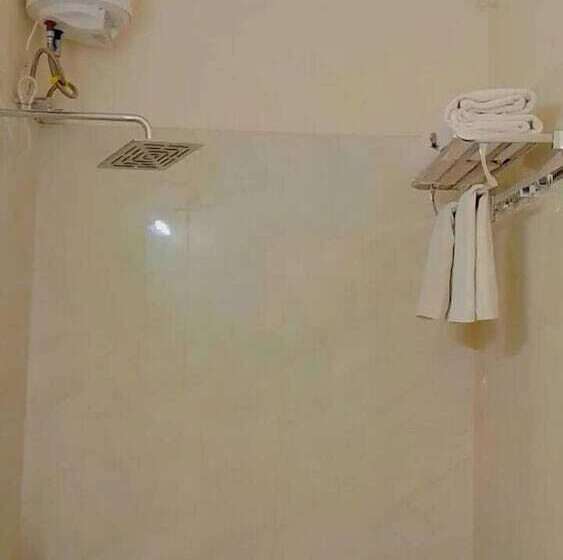 The Palm Hotel & Restaurant