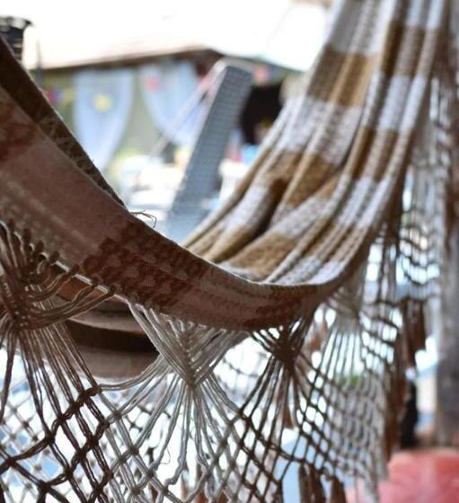 هاستل Pousada Nossa Senhora Da Guia