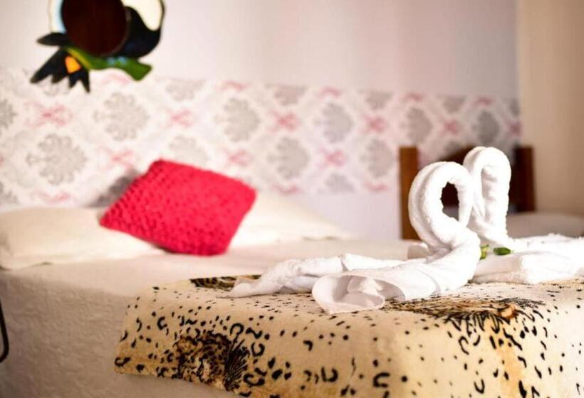 هاستل Pousada Nossa Senhora Da Guia