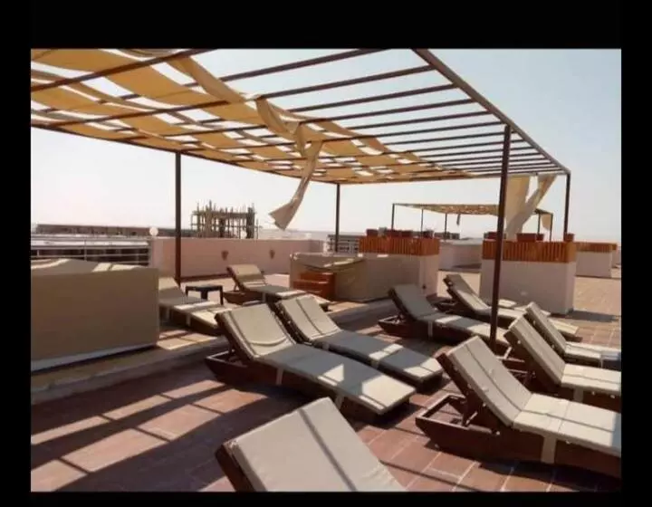 Aqua Palms Resort