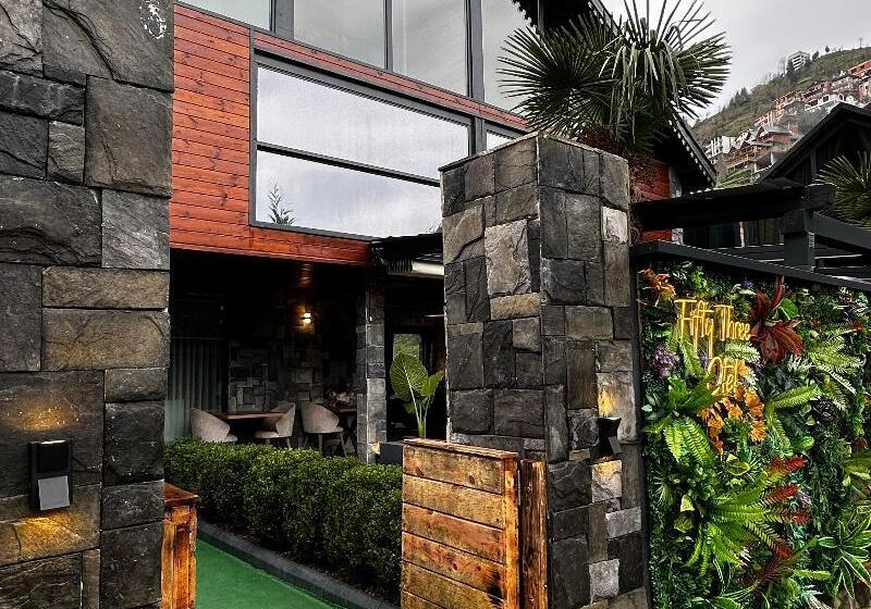 مبيت وإفطار Fifty Three Otel