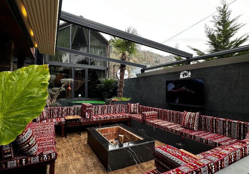 مبيت وإفطار Fifty Three Otel