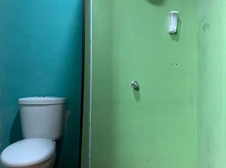 تختخواب و صبحانه Gardens House, Airport Juan Santamaría, Alajuela, San Jose