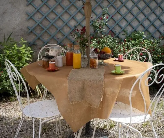 Bed and Breakfast La Demeure Du Comte