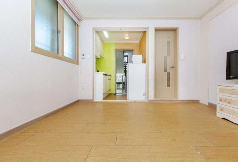 Boryeong Hub Pension