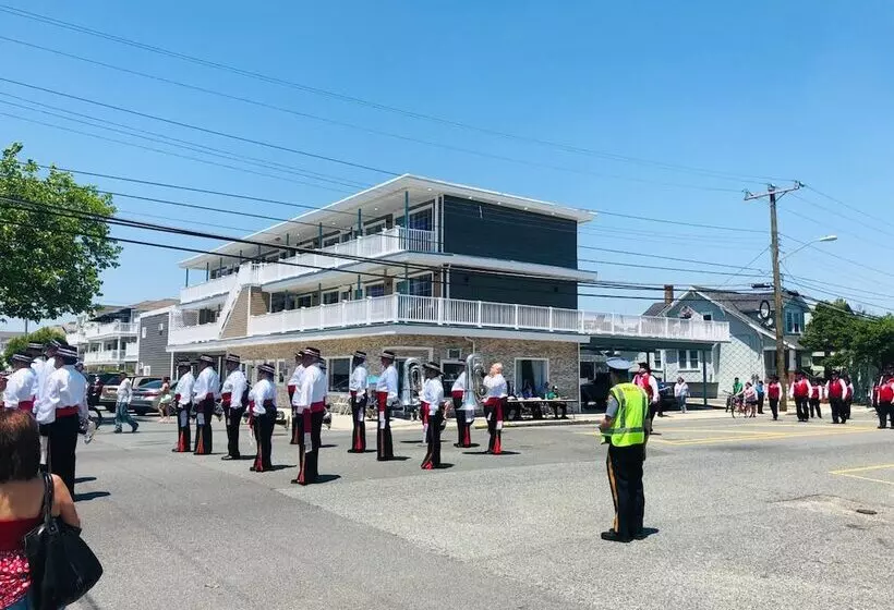 Hotelli Coastal Sands Inn