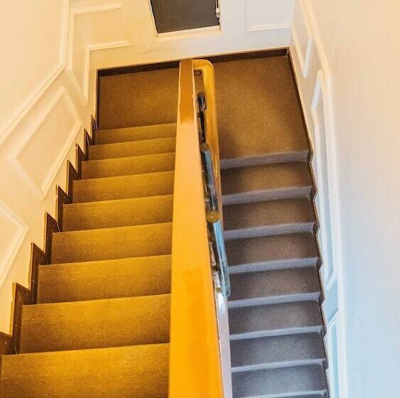 هتل La Fifthinn Villa