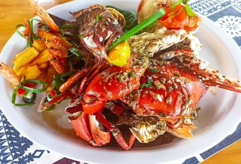 Hotelli Golden Point Resort