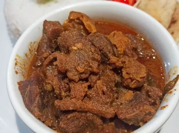 Hotelli Golden Point Resort