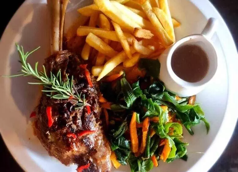 Hotelli Golden Point Resort