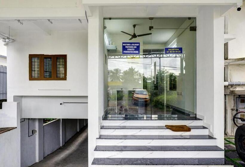 Hotel Oyo Flagship Grand Maison