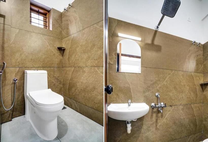 Hotel Oyo Flagship Grand Maison