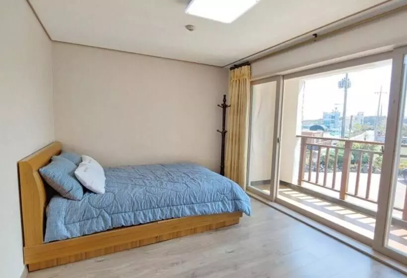 Jeju Ebada Pension