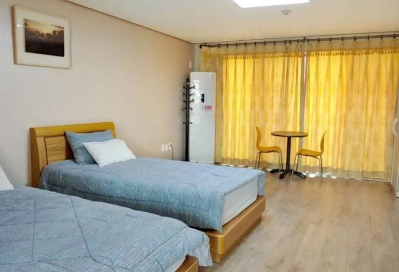 Jeju Ebada Pension