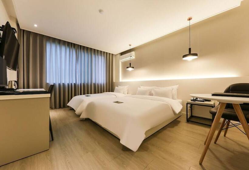 Motel Cheonan One Plus