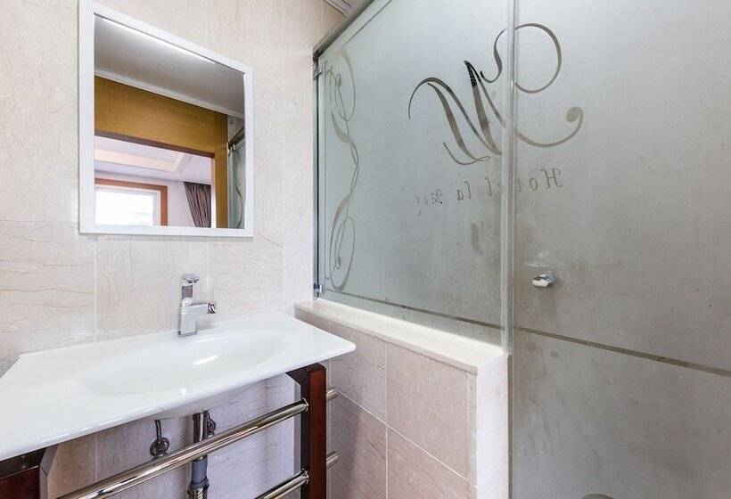 Motel Gangneung Kyungpodae La Mer