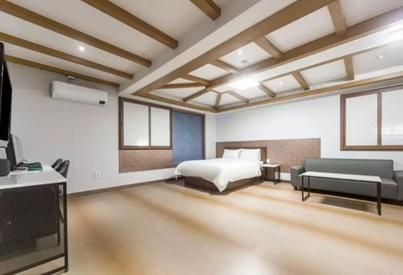 Motelli Suncheon Hotel Romeo