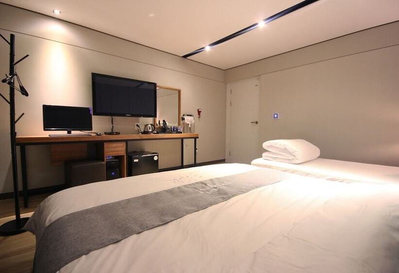 مُتل Yeonsan Oops