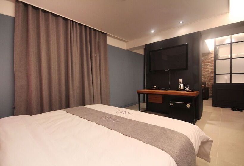 مُتل Yeonsan Oops