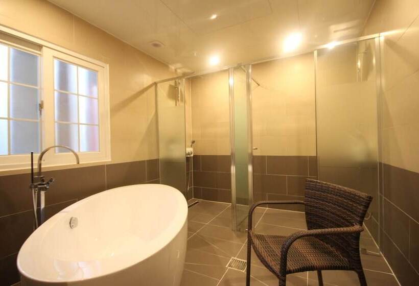 مُتل Yeonsan Oops