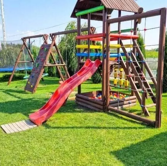 リゾートホテル Holiday Park Zator