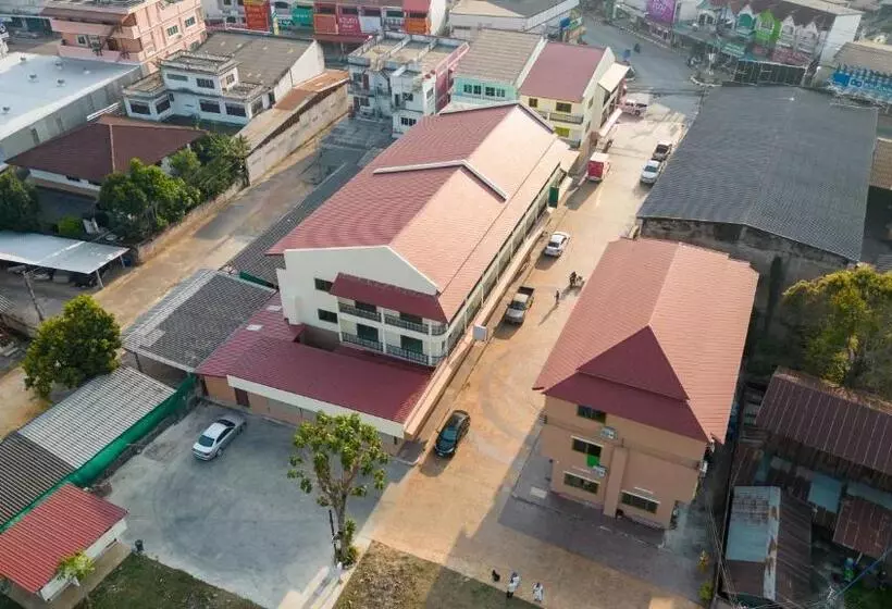 Retkeilymaja โรงแรมเชียงคำรักคุณ