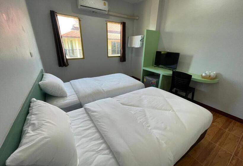 호스텔 โรงแรมเชียงคำรักคุณ