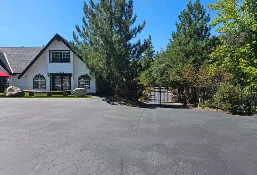 Alhatti Christian Resort