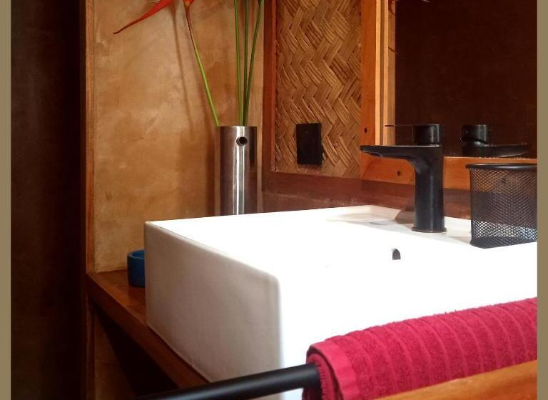 ベッドアンドブレックファースト At Home