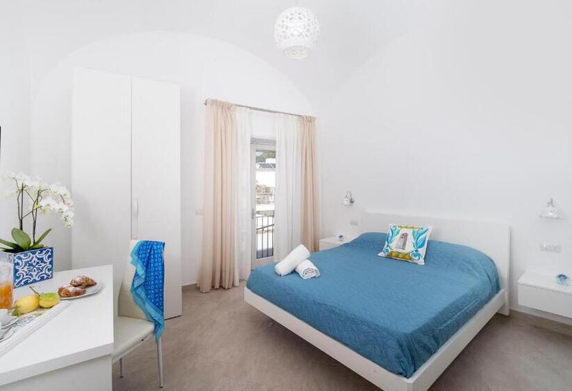 تختخواب و صبحانه Caprita Guest House