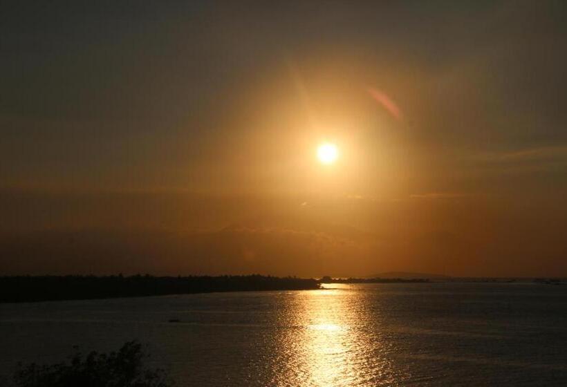 Nocleg ze śniadaniem Kubu Sari Guest House