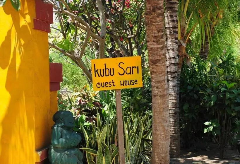 Aamiaismajoitus (B&B) Kubu Sari Guest House