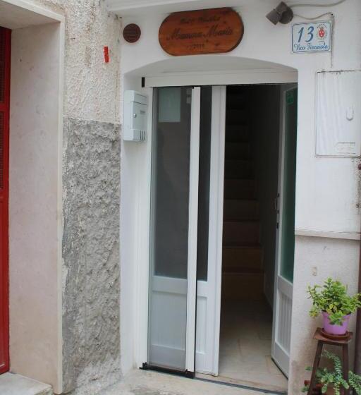 تختخواب و صبحانه Mamma Maria 2010