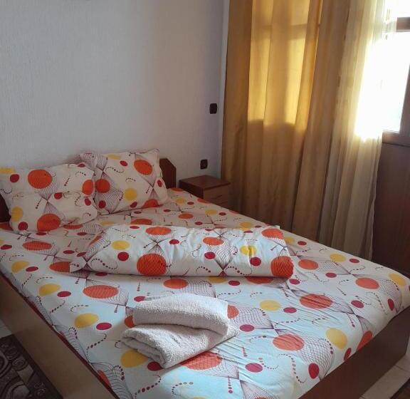 Отель хотел марио