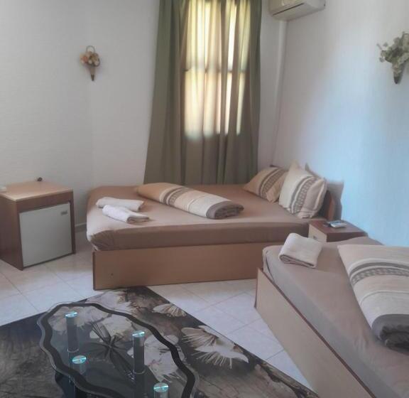 Отель хотел марио