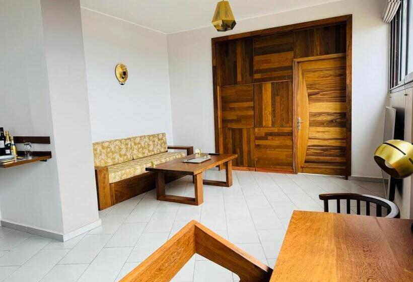 هتل Amontana Luxury Hôtel