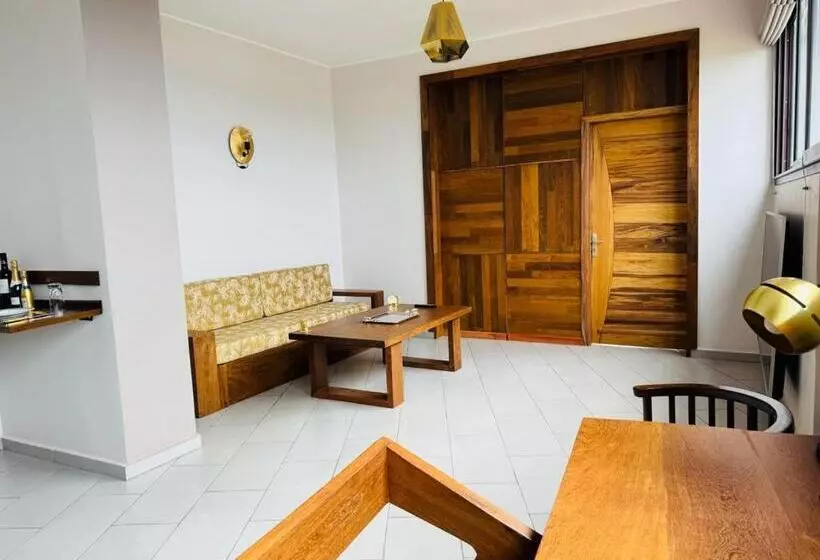 هتل Amontana Luxury Hôtel