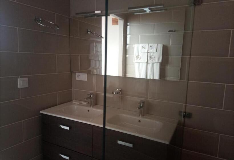 هتل Amontana Luxury Hôtel