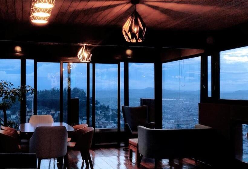 هتل Amontana Luxury Hôtel