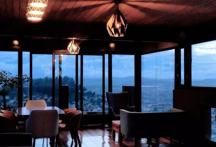 هتل Amontana Luxury Hôtel