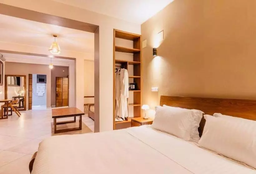 هتل Amontana Luxury Hôtel