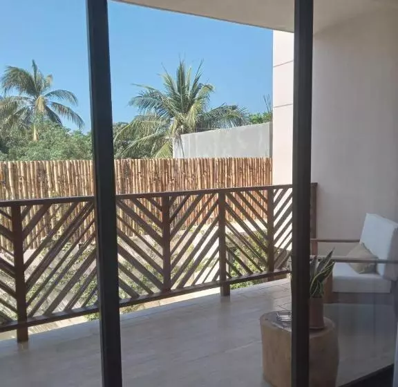 Hotelli Casa Ita Surf   Adults Only