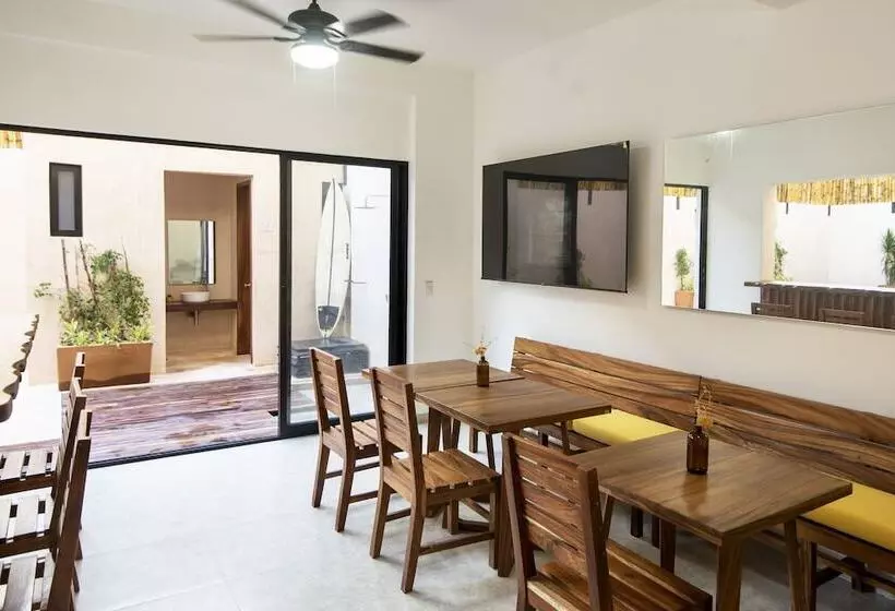 Hotelli Casa Ita Surf   Adults Only