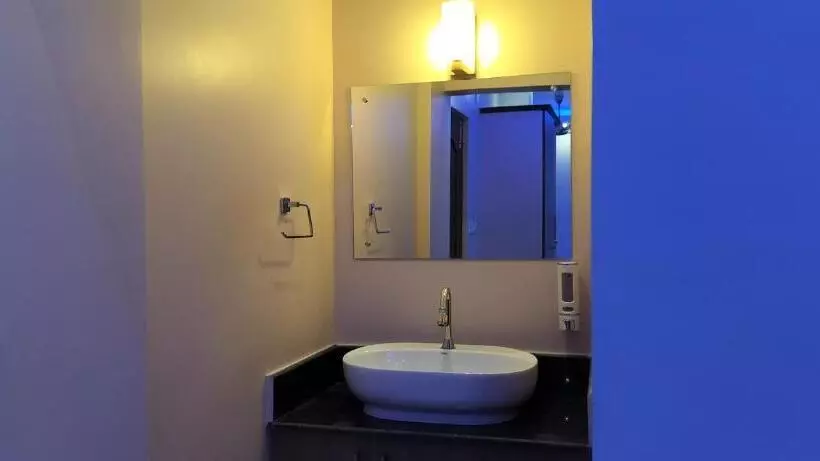 Hotelli Ivyark Residency