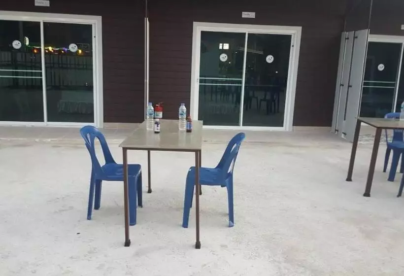 Hotelli Lovely Paradise Phangan