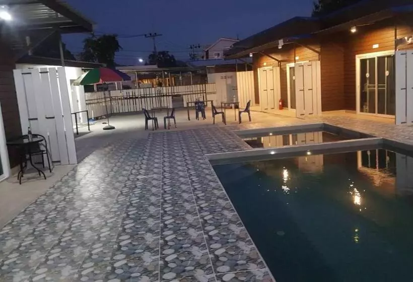 Hotelli Lovely Paradise Phangan