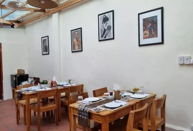 هتل Luang Phasouk