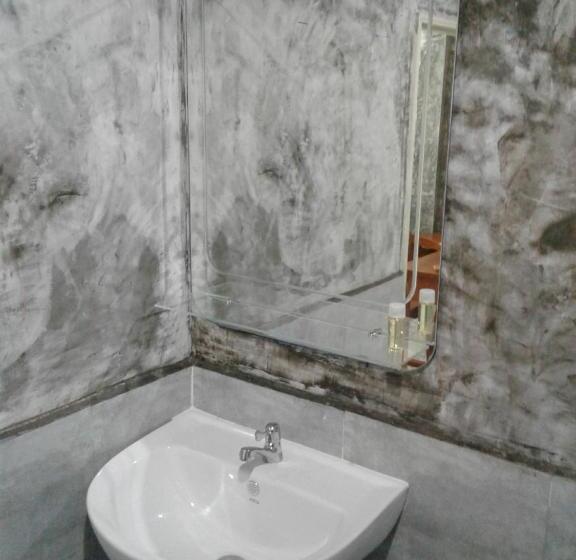 Пансион Green Tree Cottage