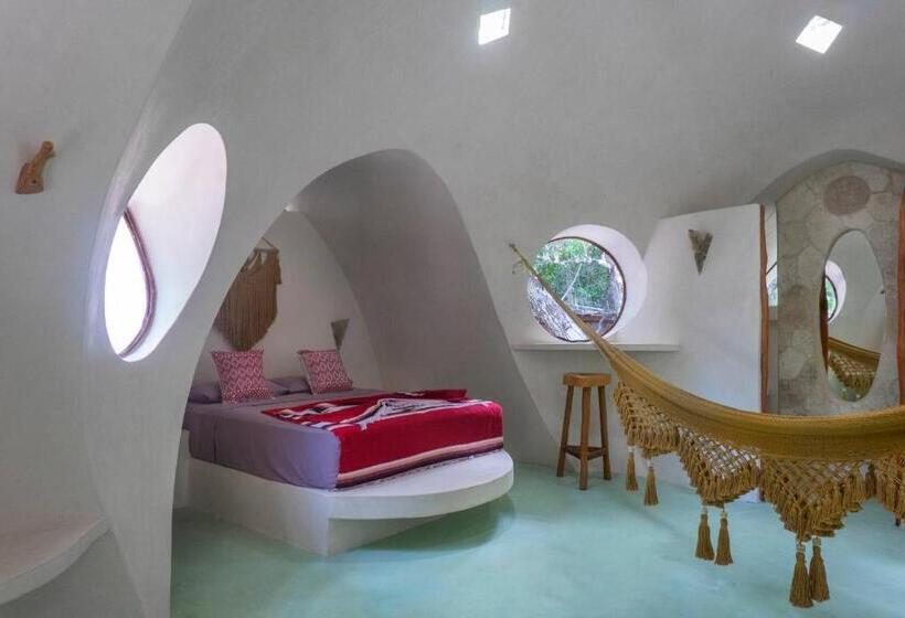 פנסיון Room In Lodge   Eco Lush Double Mayan Dome Cenote And Bikes